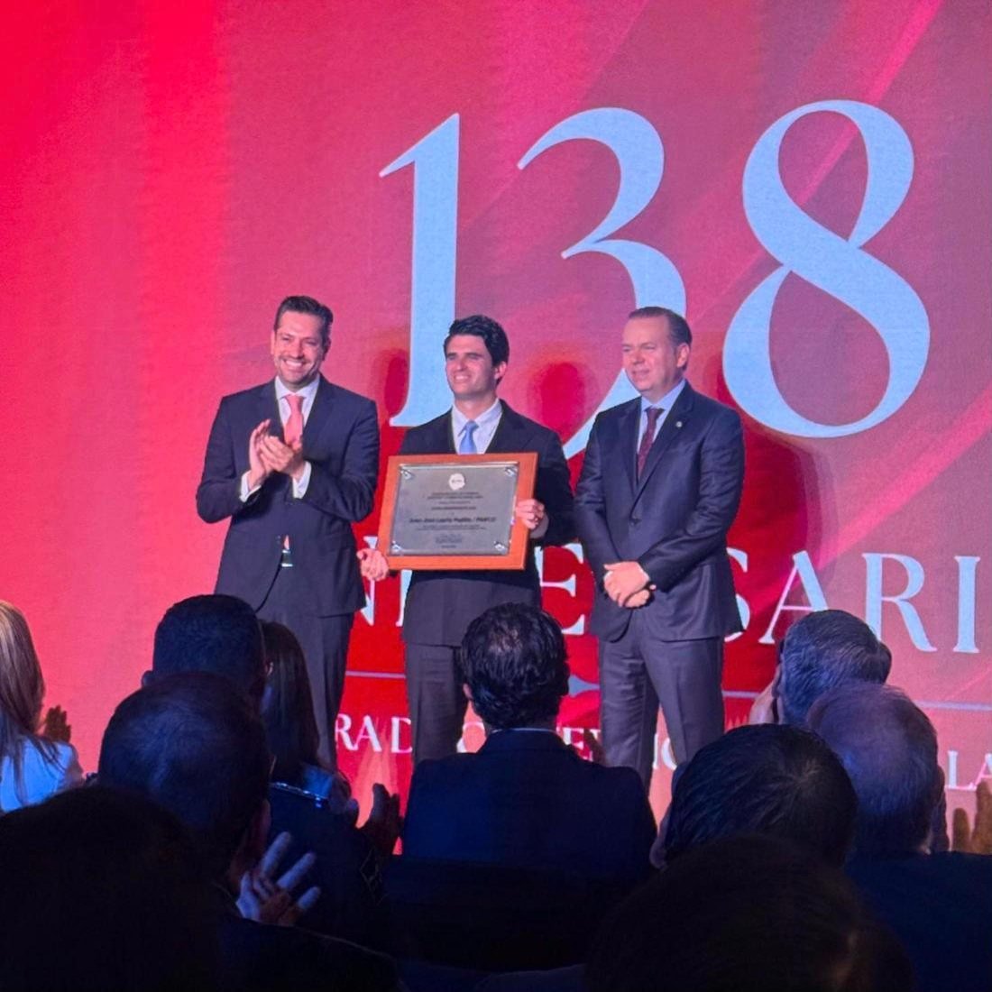 Ceremonia del 138 aniversario de la Cámara de Comercio de Guadalajara.