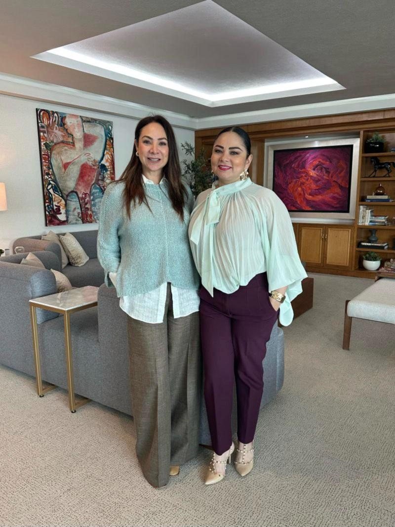 Visita de la presidenta del Consejo Coordinador de Mujeres Empresarias Capítulo Jalisco a Grupo Collins.