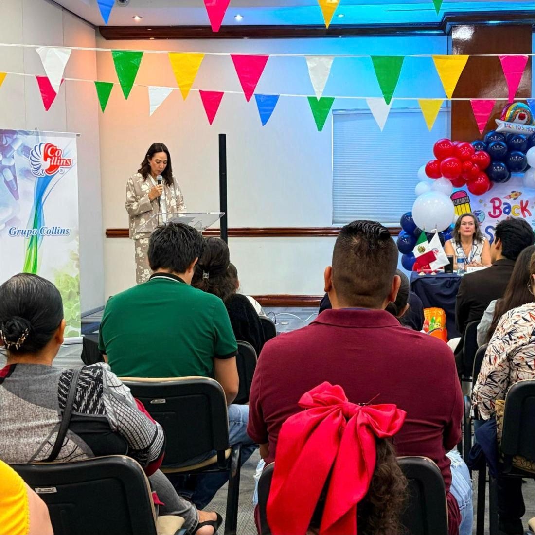 Evento de Excelencia Académica 2026 en Grupo Collins.